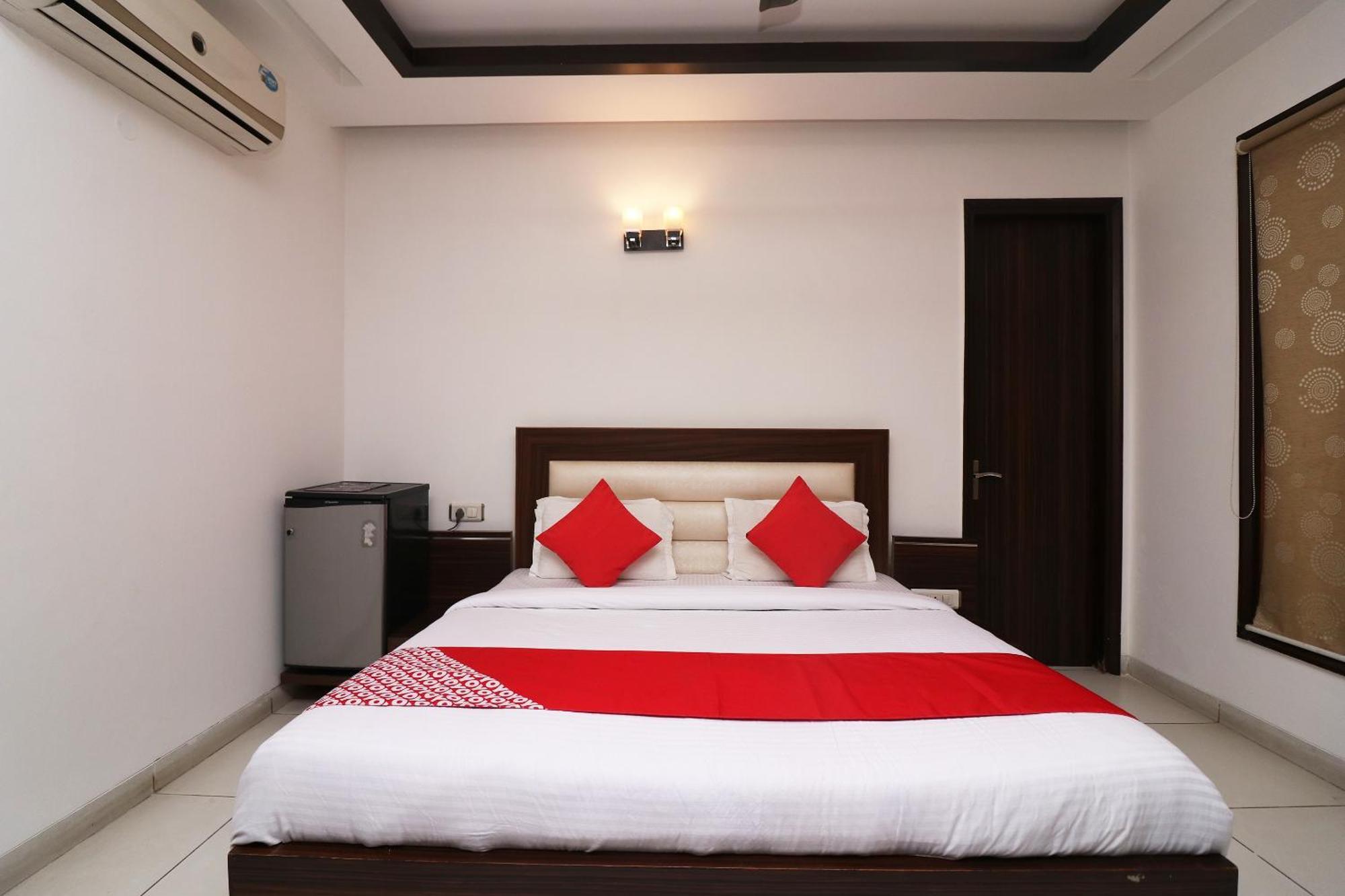 Wonderland Inn Near Aravali Biodiversity Park Gurgáon Exteriér fotografie
